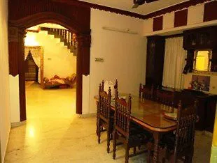 Kochi Kuppath Homestay לינה וארוחת בוקר